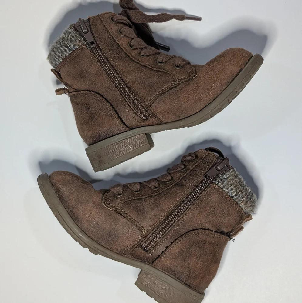 🤎 Steve Madden Brown Faux Suede Toddler Boots (Size 7)